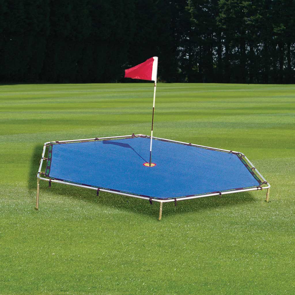 blue golf target net with red flag
