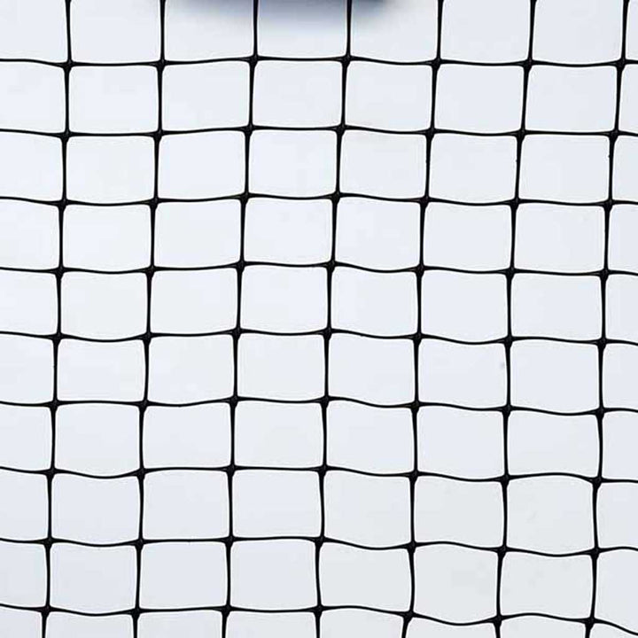 Knowle Nets - Pond Netting - 25mm x 30mm heavy duty moulded mesh-studio shot